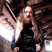 PHOTOSHOOTING IN FORLIMPOPOLI'S CASTLE