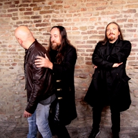 PHOTOSHOOTING IN FORLIMPOPOLI'S CASTLE