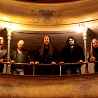 PHOTOSHOOTING IN FORLIMPOPOLI'S CASTLE