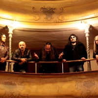 PHOTOSHOOTING IN FORLIMPOPOLI'S CASTLE